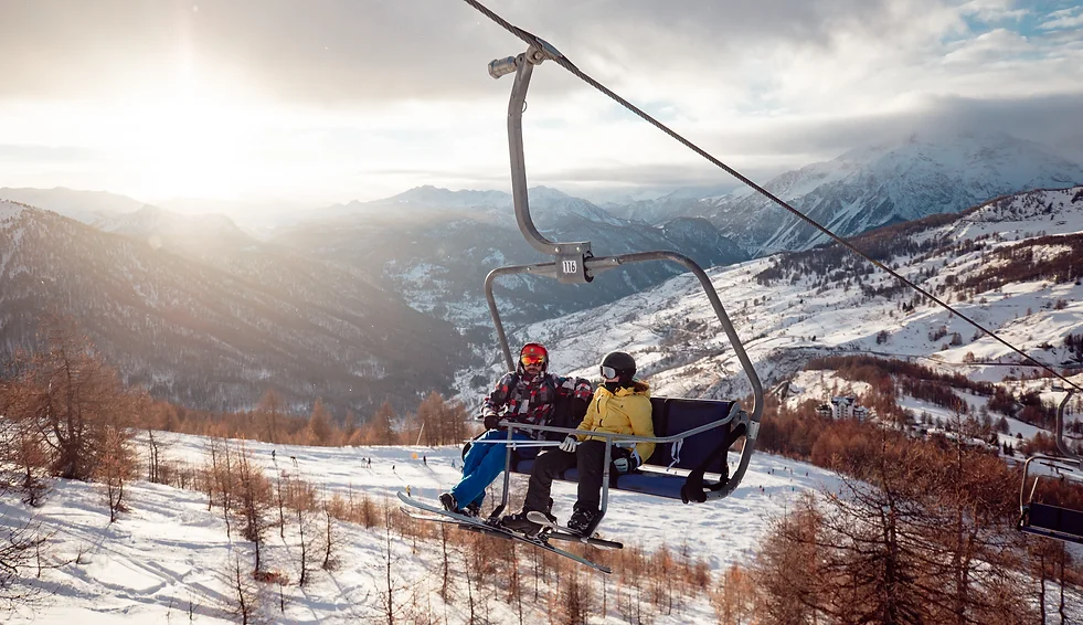 Ragazzi in seggiovia Campiglio