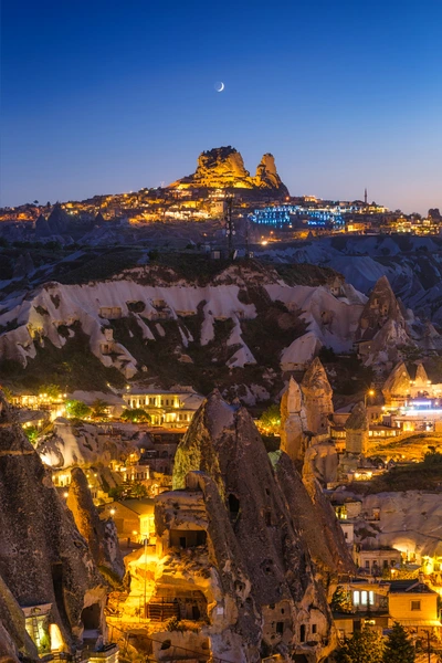 goreme-cappadocia-turkey-view-of-the-evening-ci-2025-03-08-09-55-45-utc
